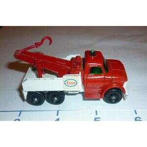 Vintage Matchbox Lesney Ford Heavy Wrecker Tow Truck Red White Esso Diecast 1968